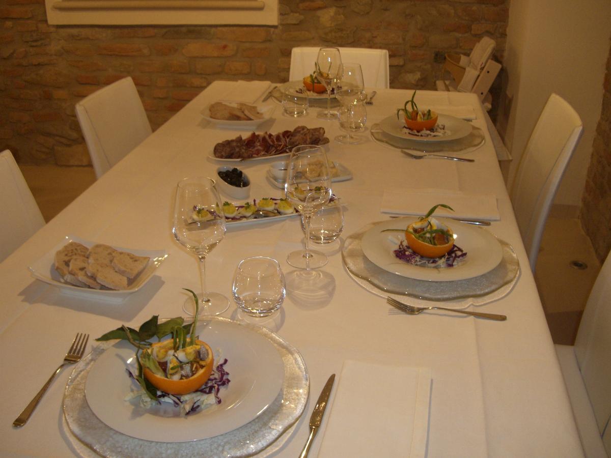 Agriturismo Pozzuolo Serrungarina Eksteriør billede